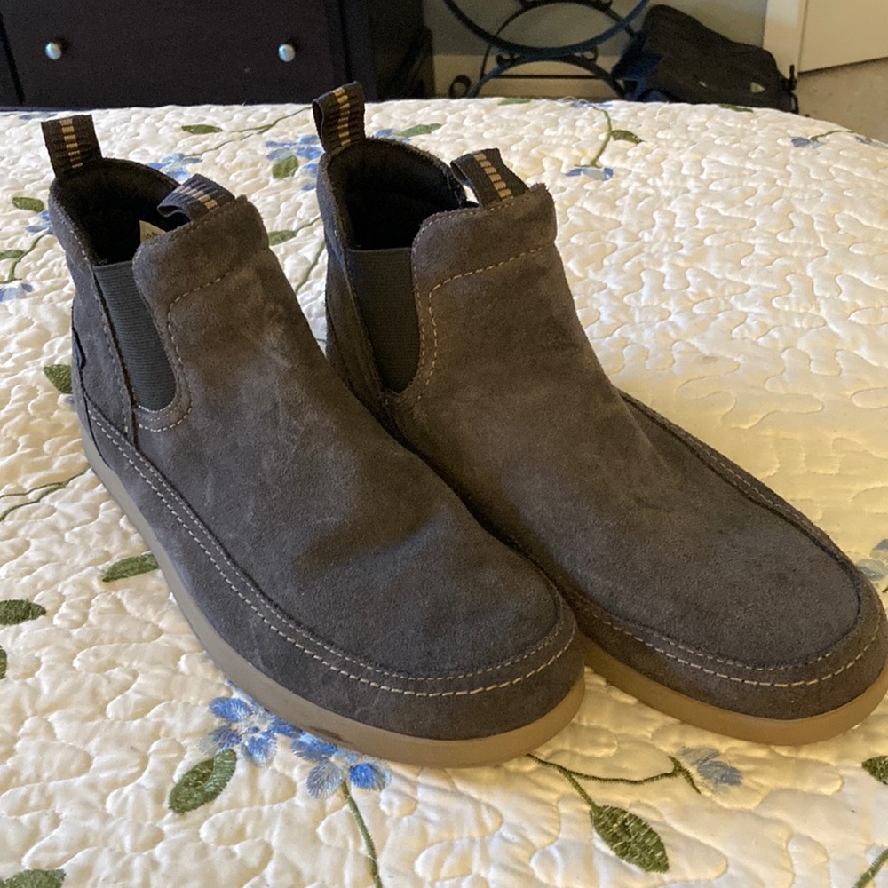 Men's Suede Slip-On Shoes - Gray Reef brand